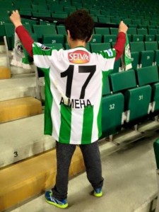 auto_2290221456047494