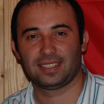 <b>Bashkim Rexhepi</b>, kandidat për Këshillin kantonal - Bashkim_po12-396x396