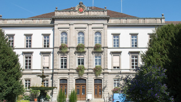 Dy mjekë lirohen nga akuza pas vdekjes së pacientit në psikiatri