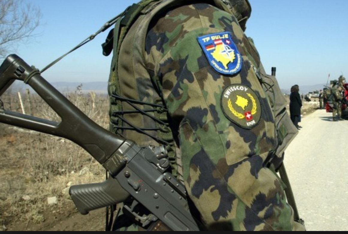 Parlamenti zviceran miraton vazhdimin e Swisscoy në Kosovë deri në vitin 2029
