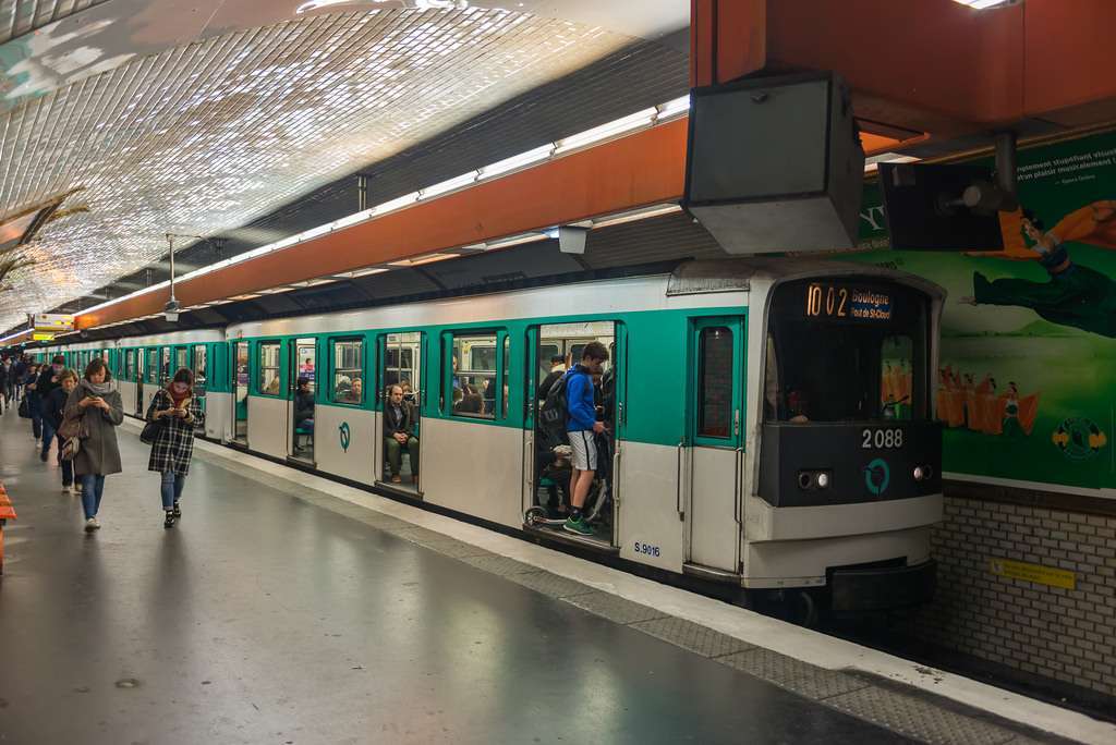 Vaud  Miratohen 807 milionë franga për metrotë e Lozanës