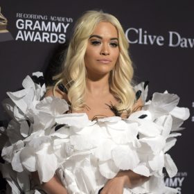 Rita Ora në mes listës së këngëtarëve më të pasur britanikë