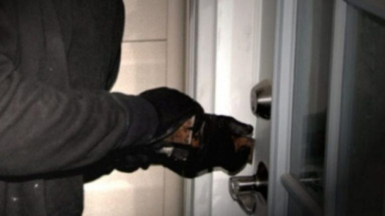 Krimi i organizuar i makinave  të rinjtë francezë kryejnë vjedhje në garazhet zvicerane