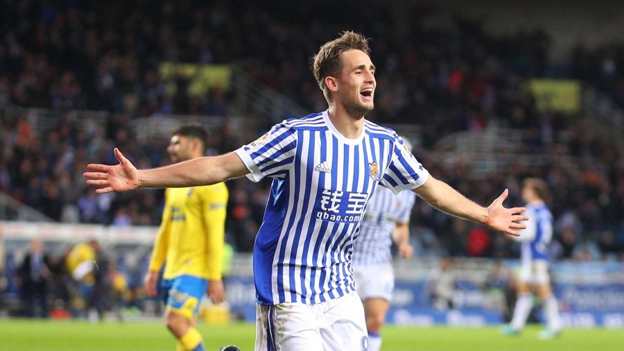 Adnan Januzaj rikthehet në stërvitje me Sevillan, por e ardhmja e tij mbetet e pasigurt