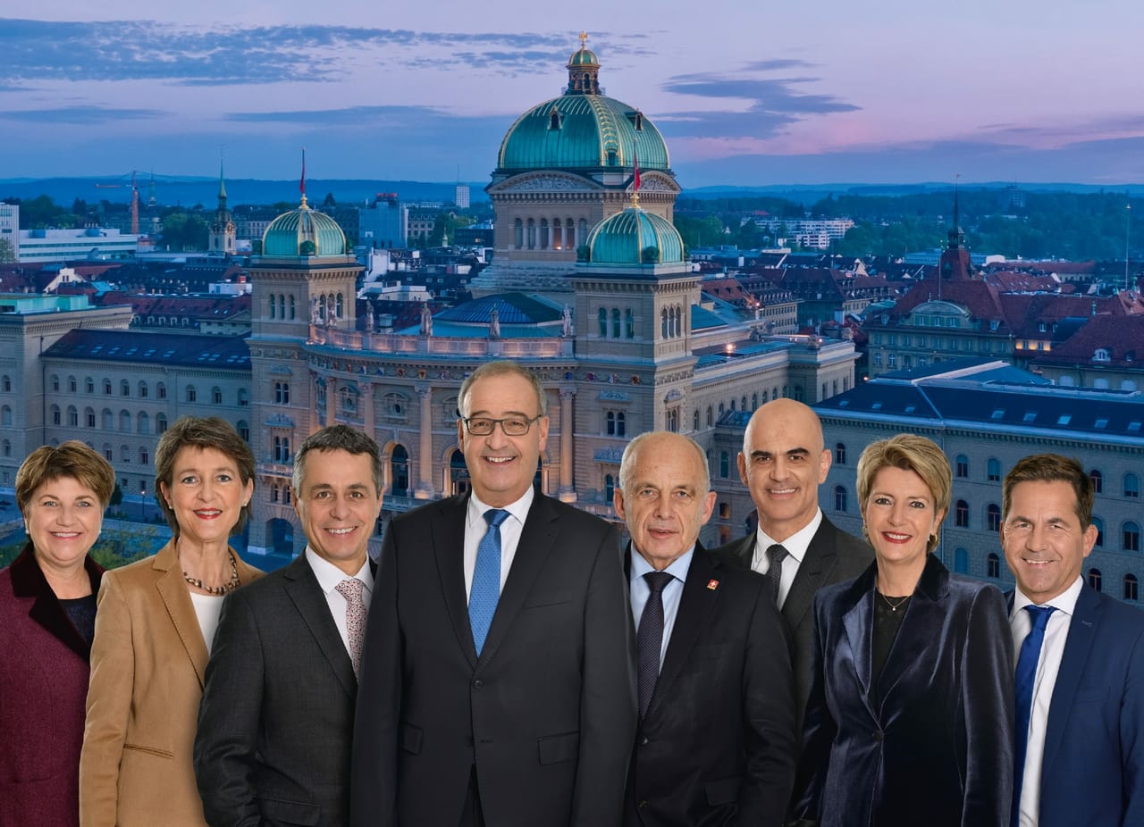 Des bleus un peu partout ... - Page 2 Bundesrat-foto-2021