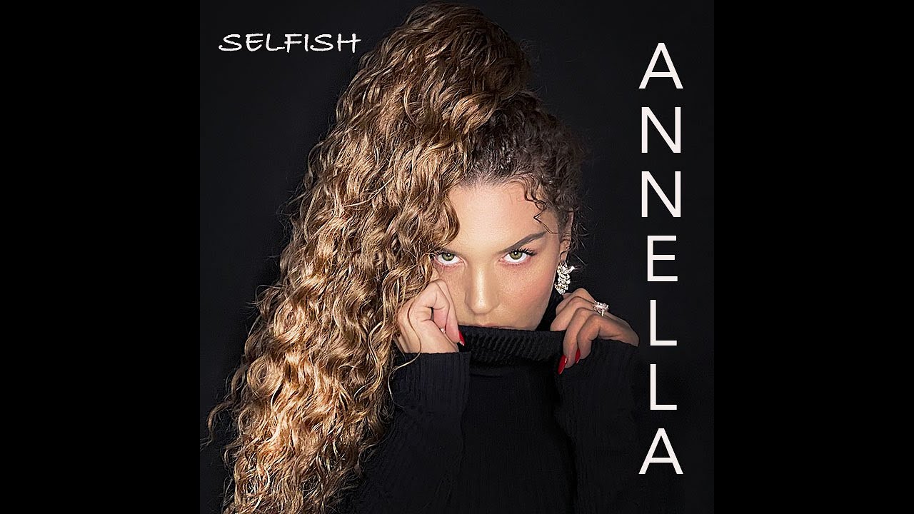 Këngëtarja shqiptare Annella publikon projektin muzikor “Selfish”