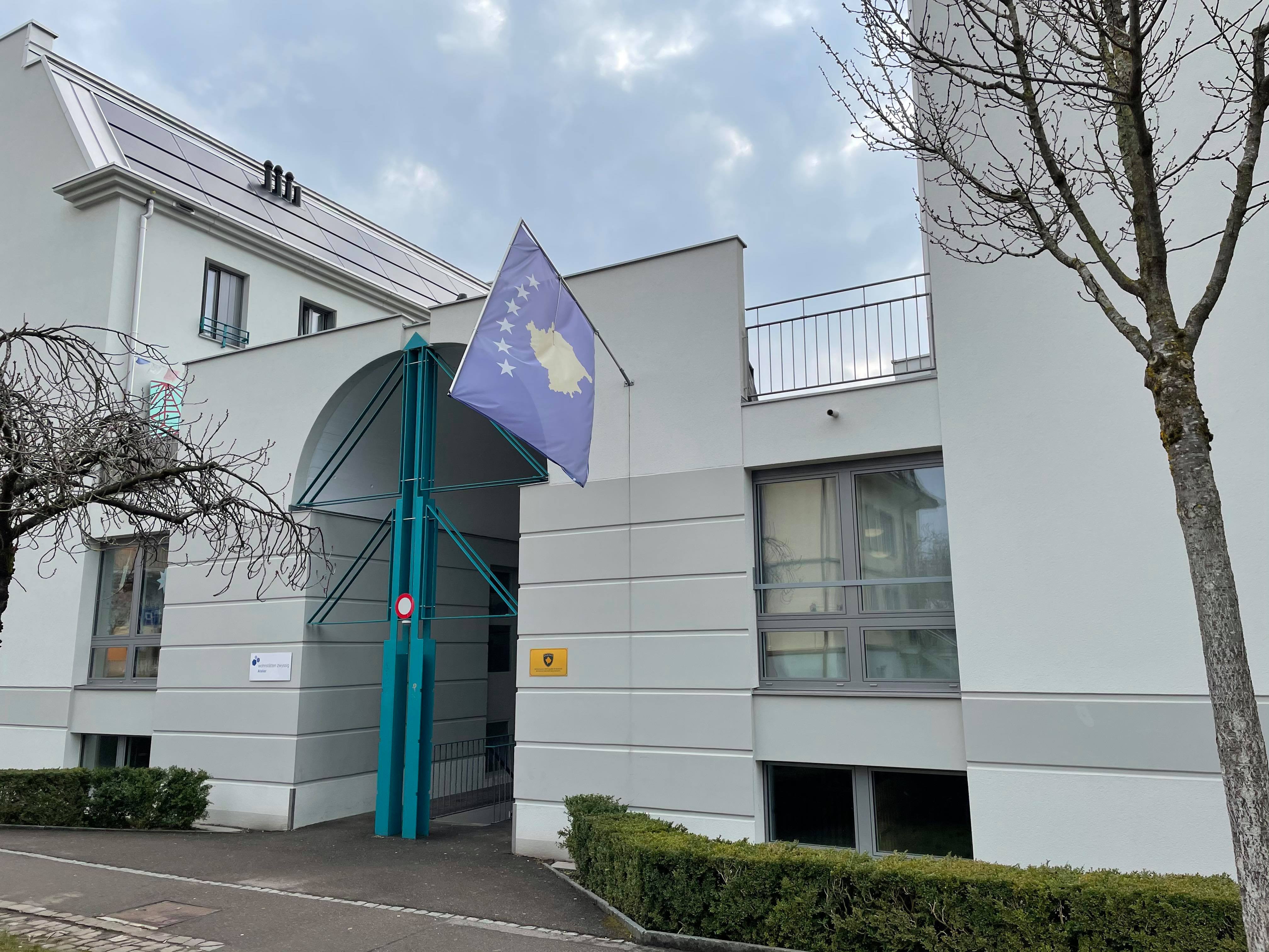 Votimi fizikisht në ambasada, këtu votohet në Zvicër