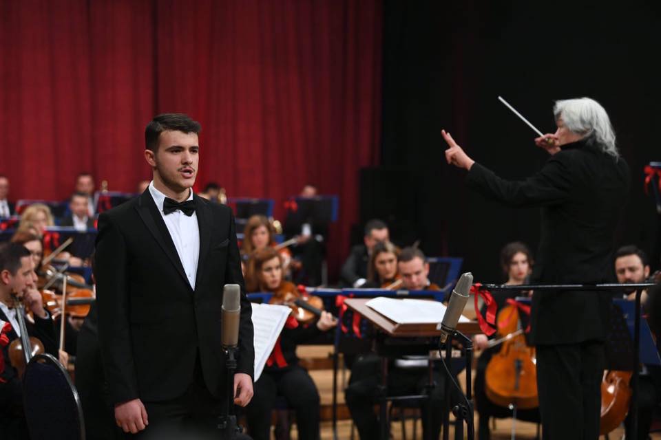 Tenori shqiptar, storie suksesi në Universitetin e Muzikës dhe Teatrit në Hamburg
