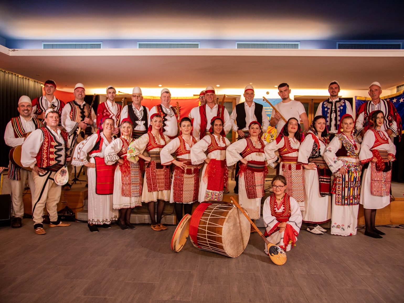 Grupi “Ilirët” hedh sërish vallen për ruajtjen e trashëgimisë folklorike