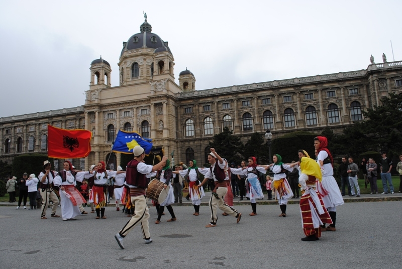 Fundjava e kulturës shqiptare në Zvicër