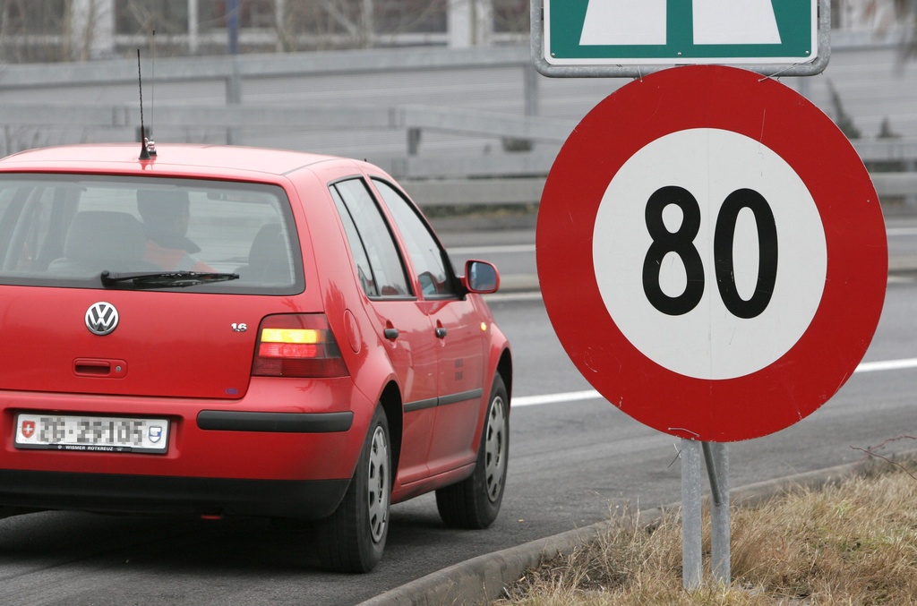 Zvicra hedh propozim revolucionar: Ulja e kufirit të shpejtësisë në 80 km/h për kursim karburanti
