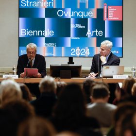 Pavijoni i Kosovës në Bienalen e Venecias merr vëmendje në shtypin ndërkombëtar