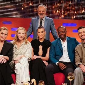 Dua Lipa rrëfen historinë e saj në programin e famshëm të Graham Norton