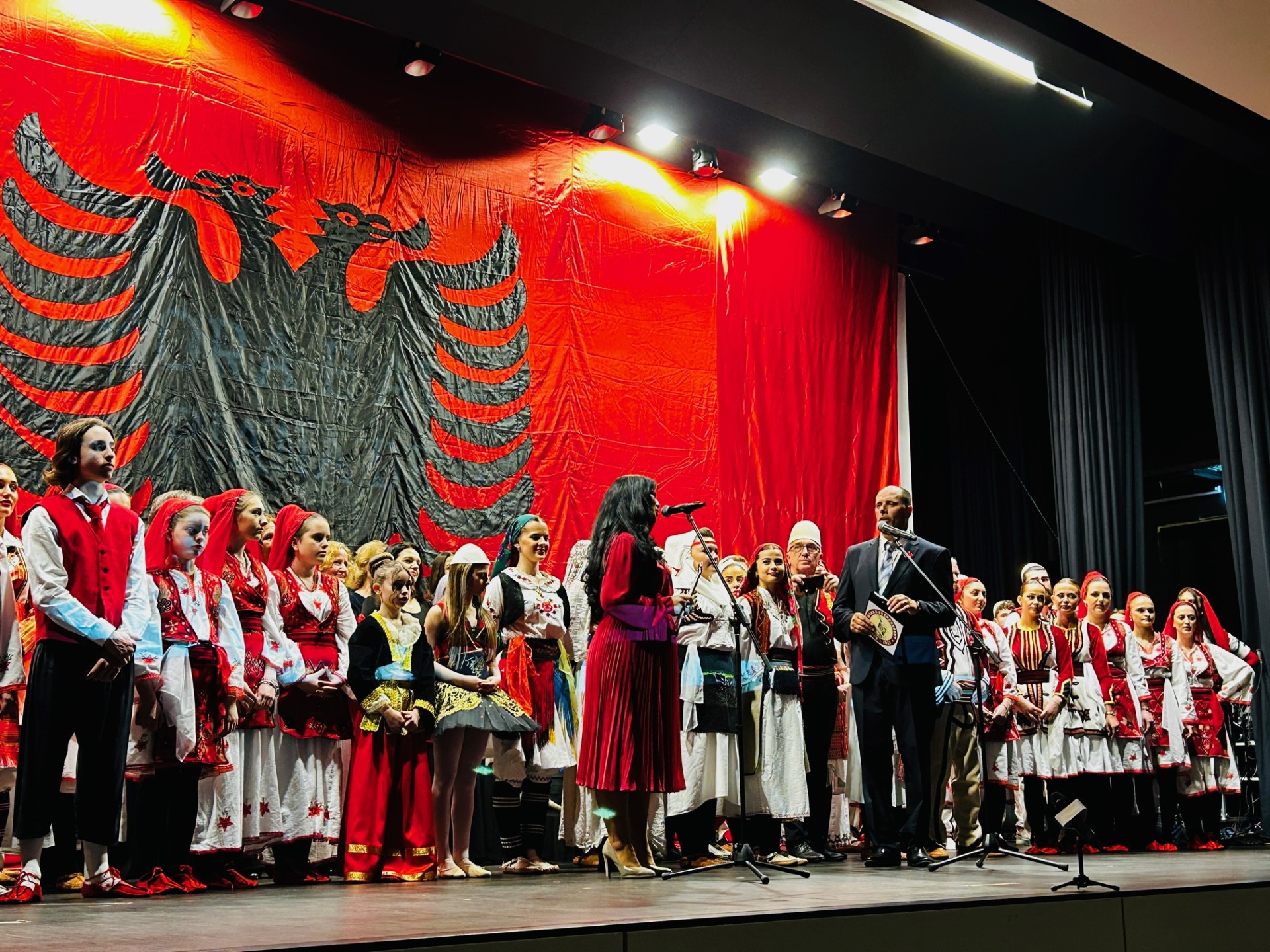 Shqiptarët e Zvicrës për Horën e Arbëreshëve: “Skënderbeu na Bashkon”