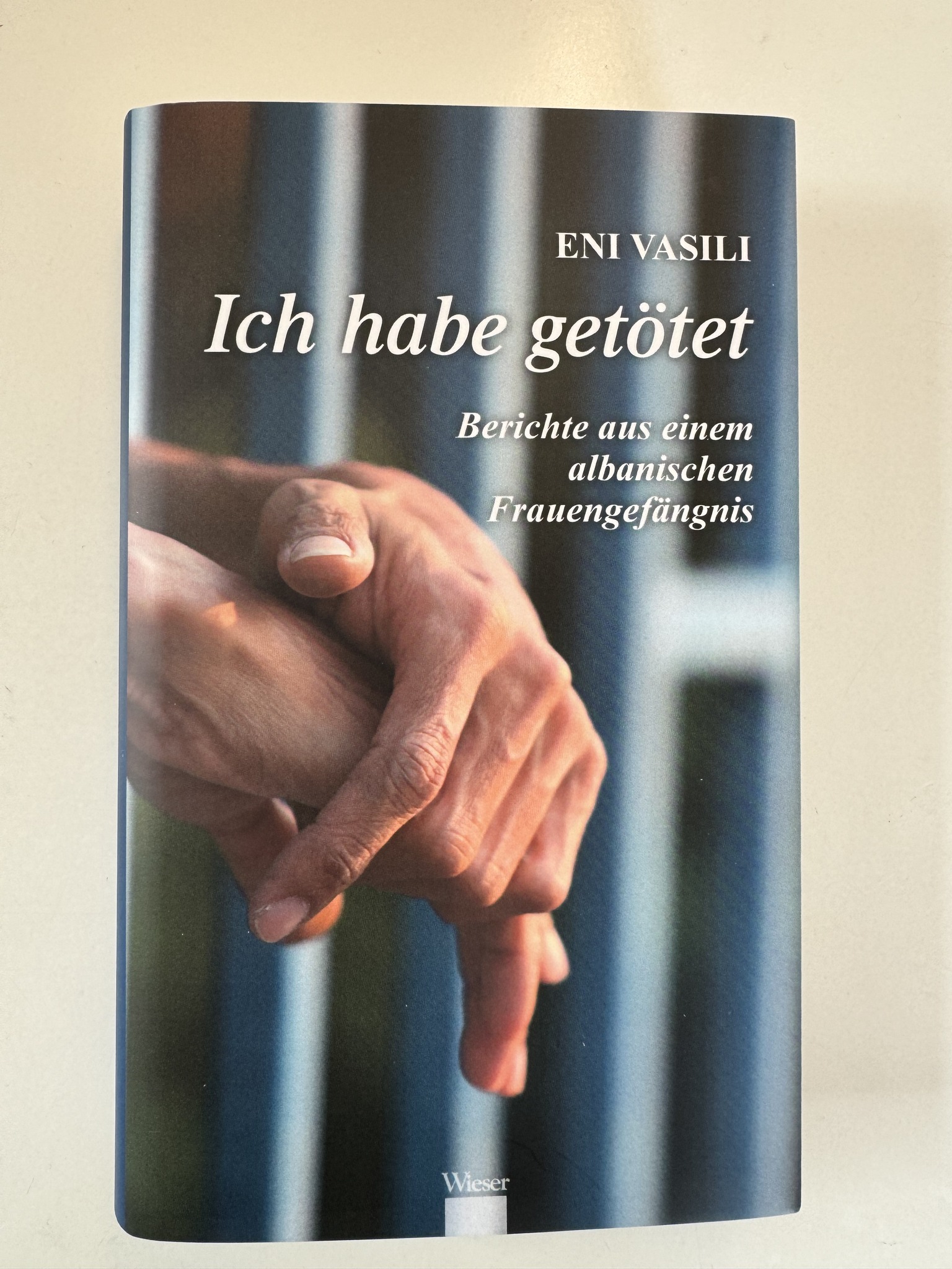 Botohet në gjermanisht libri “Unë kam vrarë” i autores shqiptare, Eni Vasili