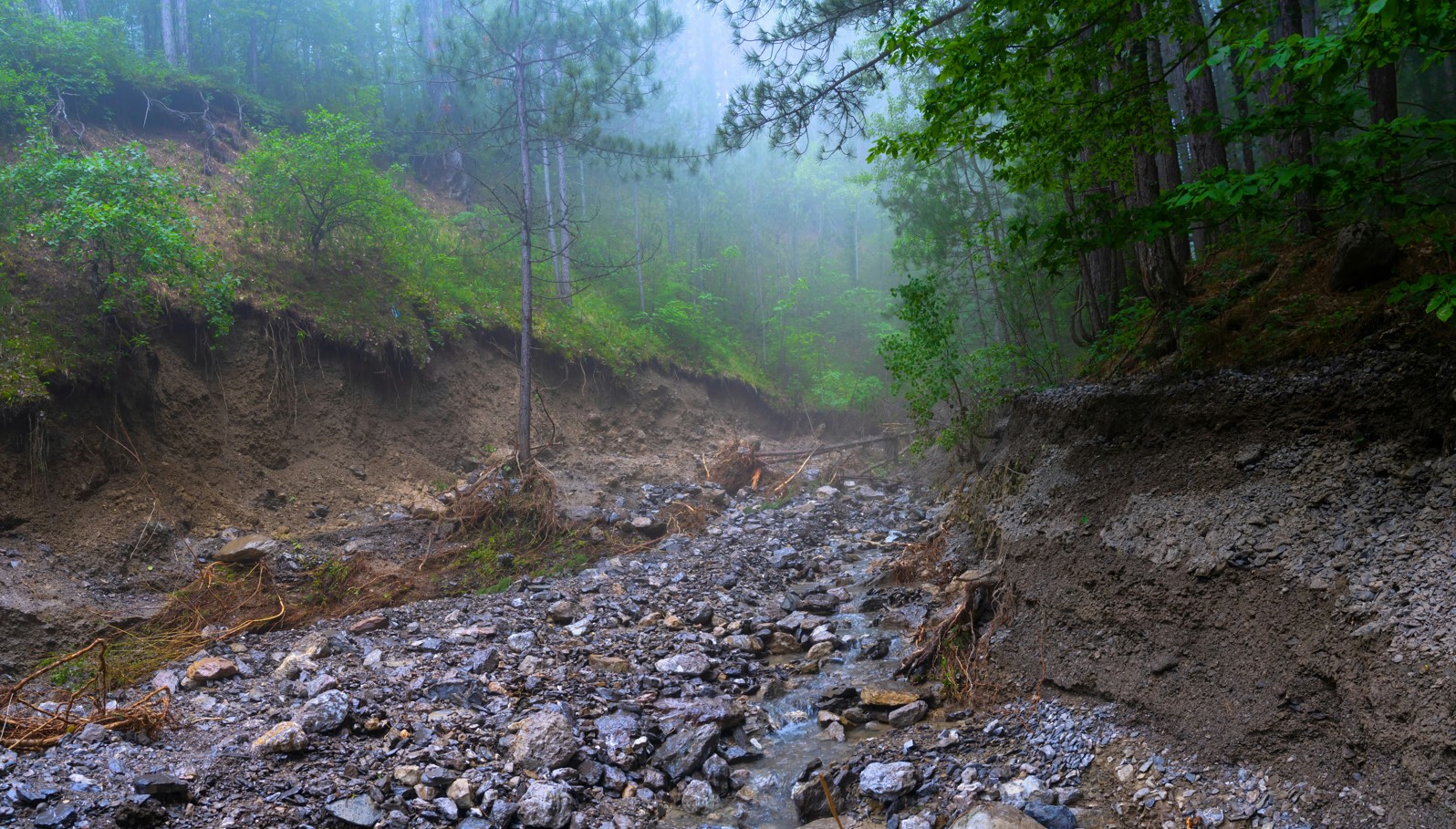 Gondo në alarm, këtu është niveli më i lartë i rrezikut për mot ekstrem