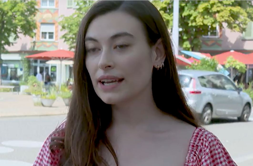 Sanija Ameti dënohet me gjobë pasi qëlloi me armë imazhin e krishterë