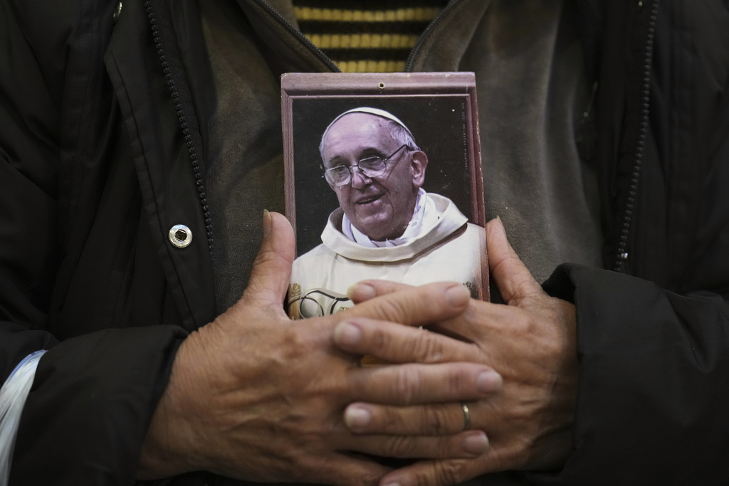 I jepet lamtumira e fundit Papa Françeskut