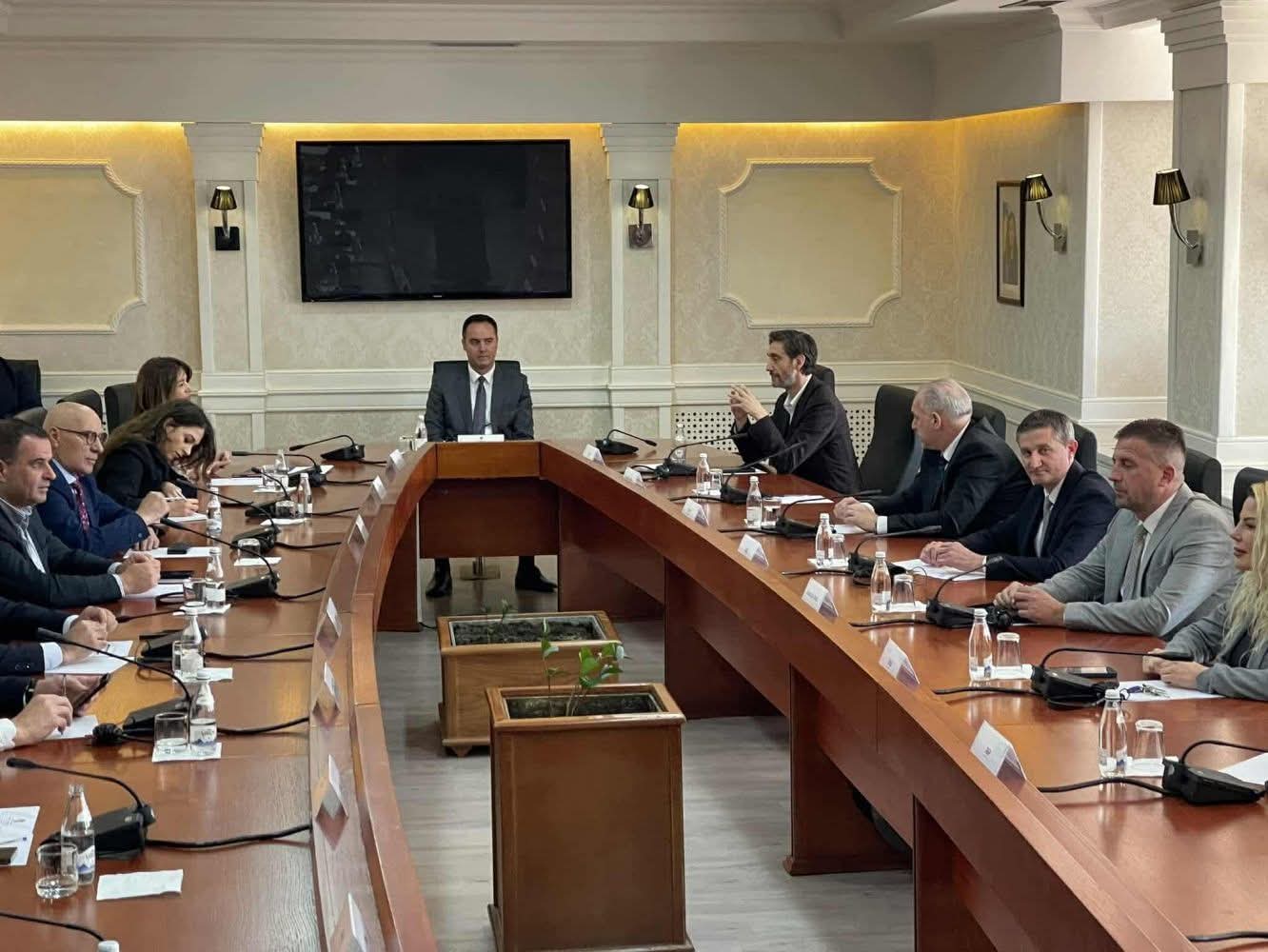 Nitaj: Nuk ka shenja se VV i ka siguruar numrat për formimin e institucioneve