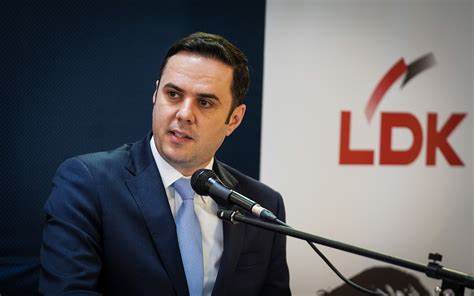 Abdixhiku: Zgjedhjet janë zgjidhja përfundimtare, askush nuk e ka shumicën