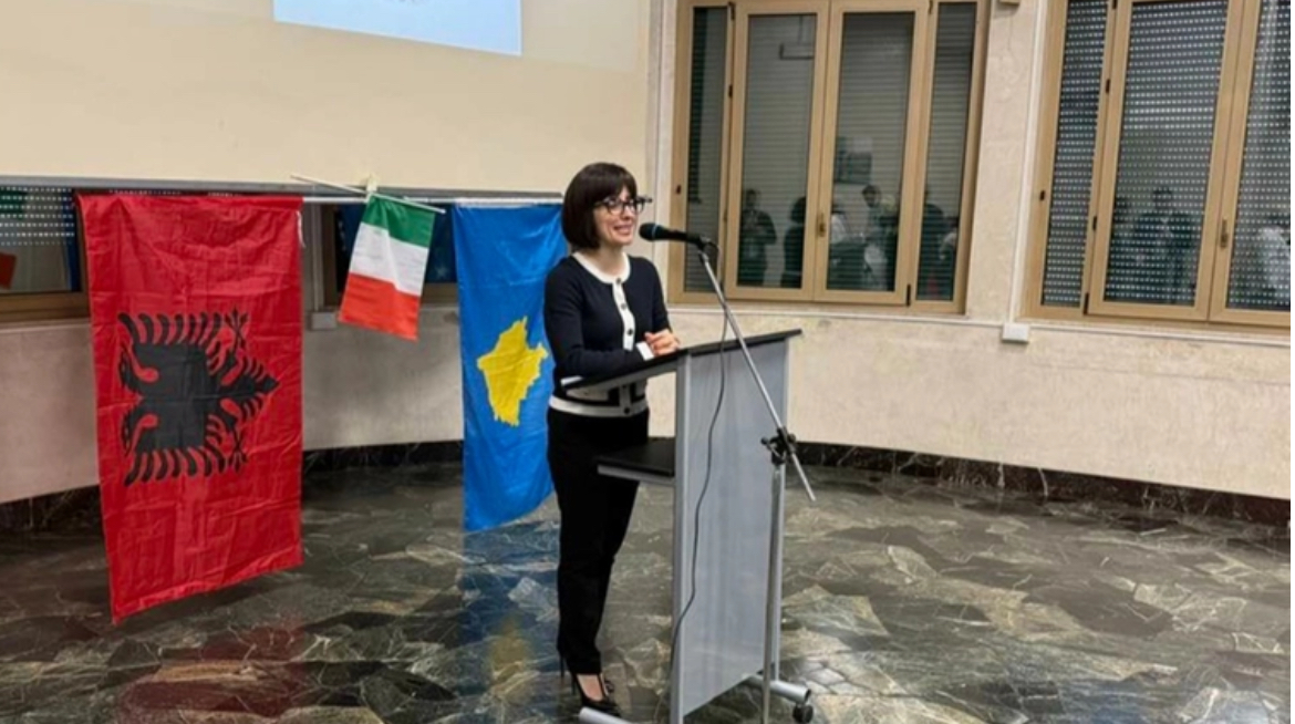 Përurohet shkolla e parë e kulturës dhe gjuhës shqipe “Jeronim de Rada” në Firence
