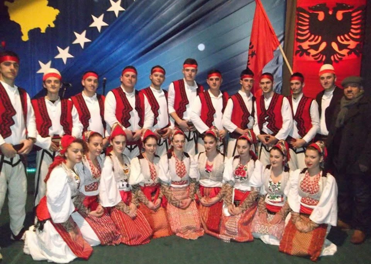 Dy ansamble të këngëve dhe valleve nga Kosova vizitojnë Austrinë