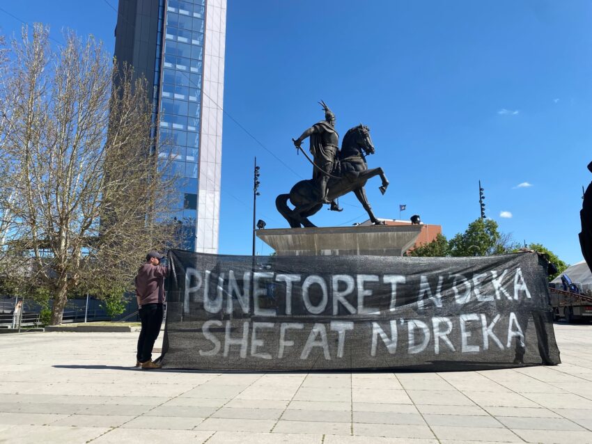 Në Prishtinë protestohet për të drejtat e punëtorëve
