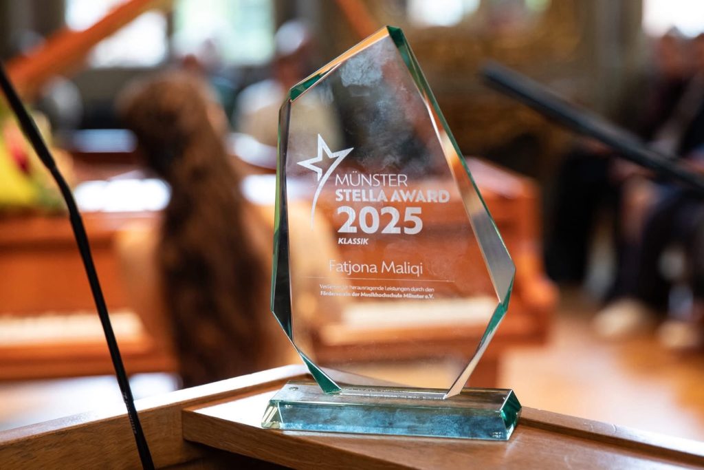Gjermani: Fatjona Maliqi “rrëmbeu” çmimin “Münster Stella Award Klassik 2025”