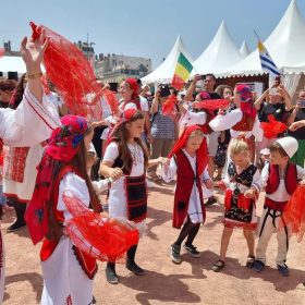 Lyon: Shoqëria Kulturore-Artistike “Ilirët” dhuron emocione me këngë e valle shqipe
