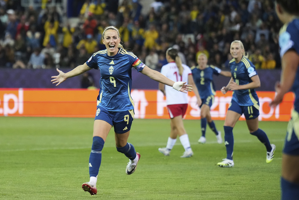 Futbolliste Kosovare Asllani rinovon kontratën me London City Lionesses deri në 2027
