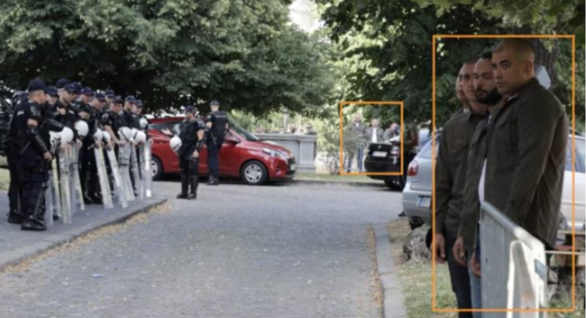 Kush janë të akuzuarit për sulmin në Banjskë që u panë pranë Presidencës së Serbisë?