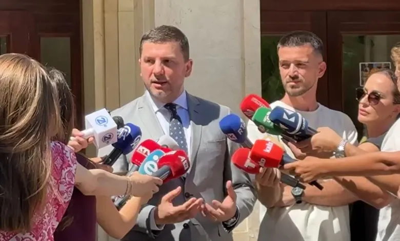 Krasniqi deklarohet pas takimit me Presidenten Osmani