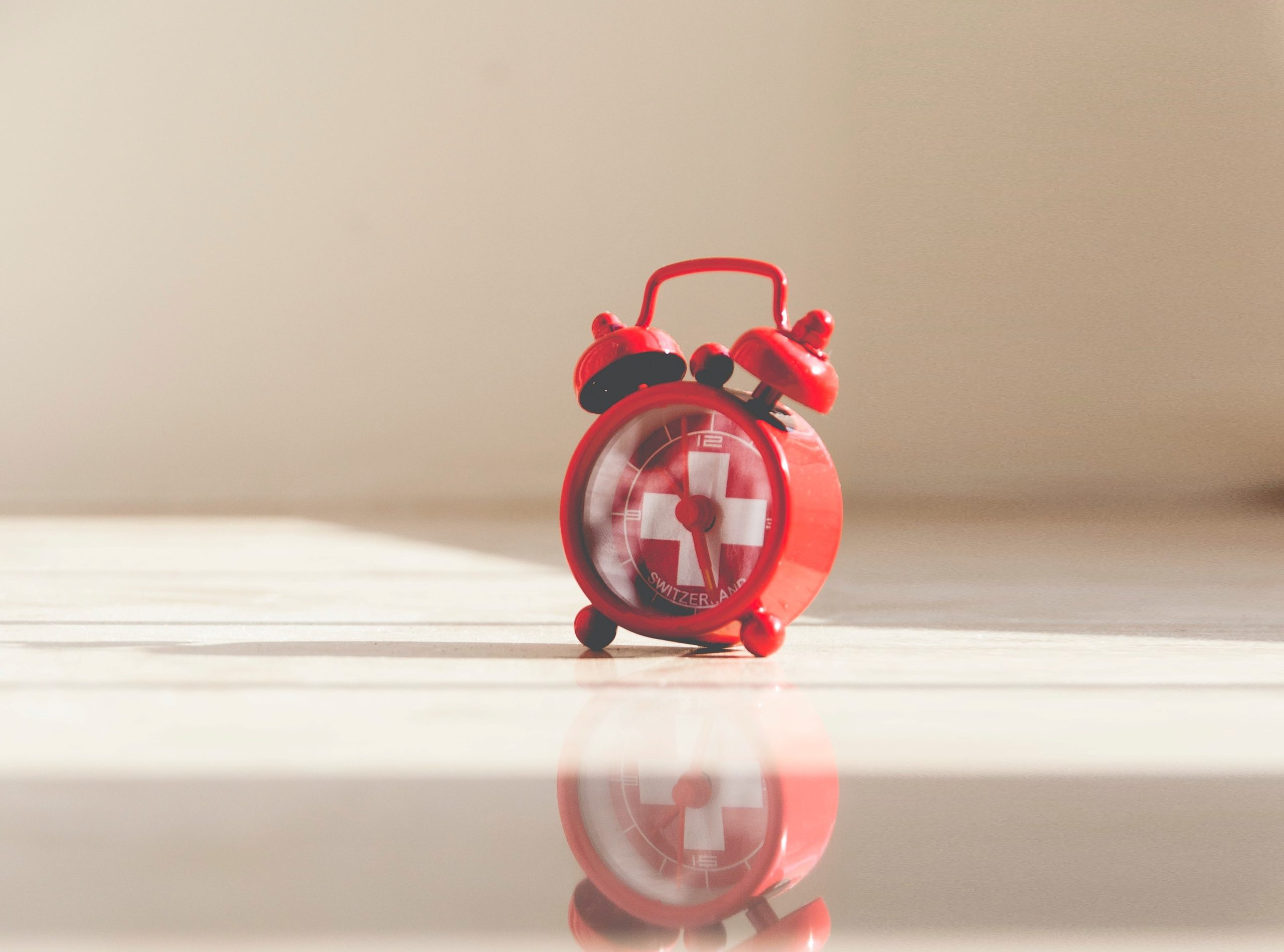 Zvicra kalon në orën verore: Akrepat e orës zhvendosen këtë të diel