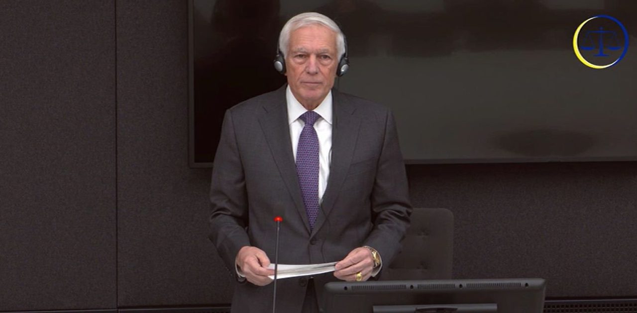 Clark në Hagë  Vrasja e Jasharajve paralajmëroi shpërthimin e konfliktit