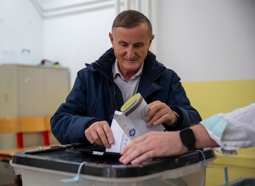 Dalin Exit Poll et e para  Ja kush është në epërsi nëpër komunat e Kosovës