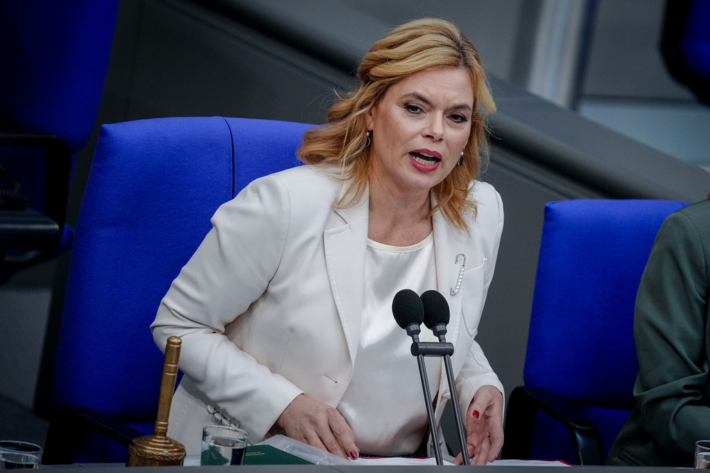 Presidentja e Bundestagut të Gjermanisë bën thirrje për ndalimin e prostitucionit