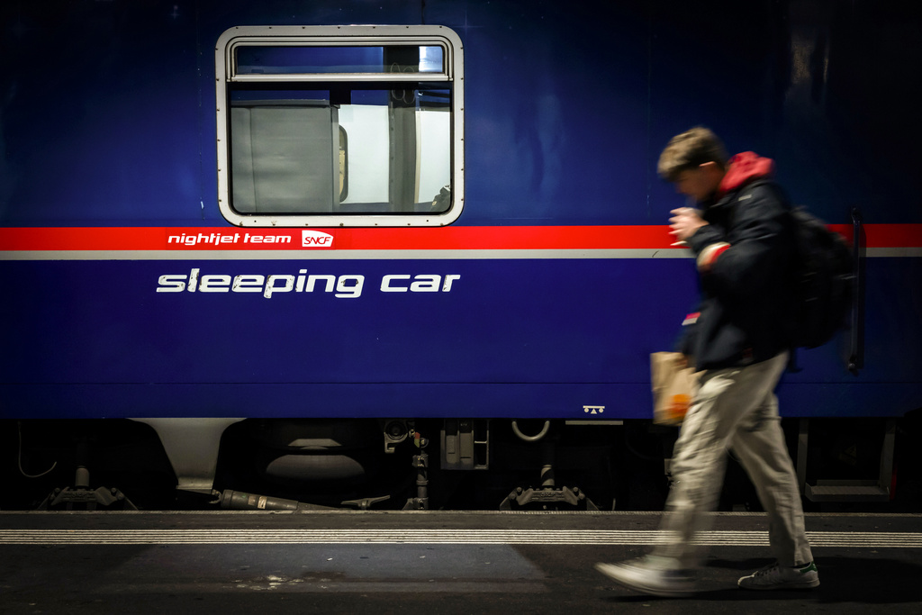 Shërbimet hekurudhore në Lucern janë të kufizuara ndjeshëm për shkak të një linje të dëmtuar