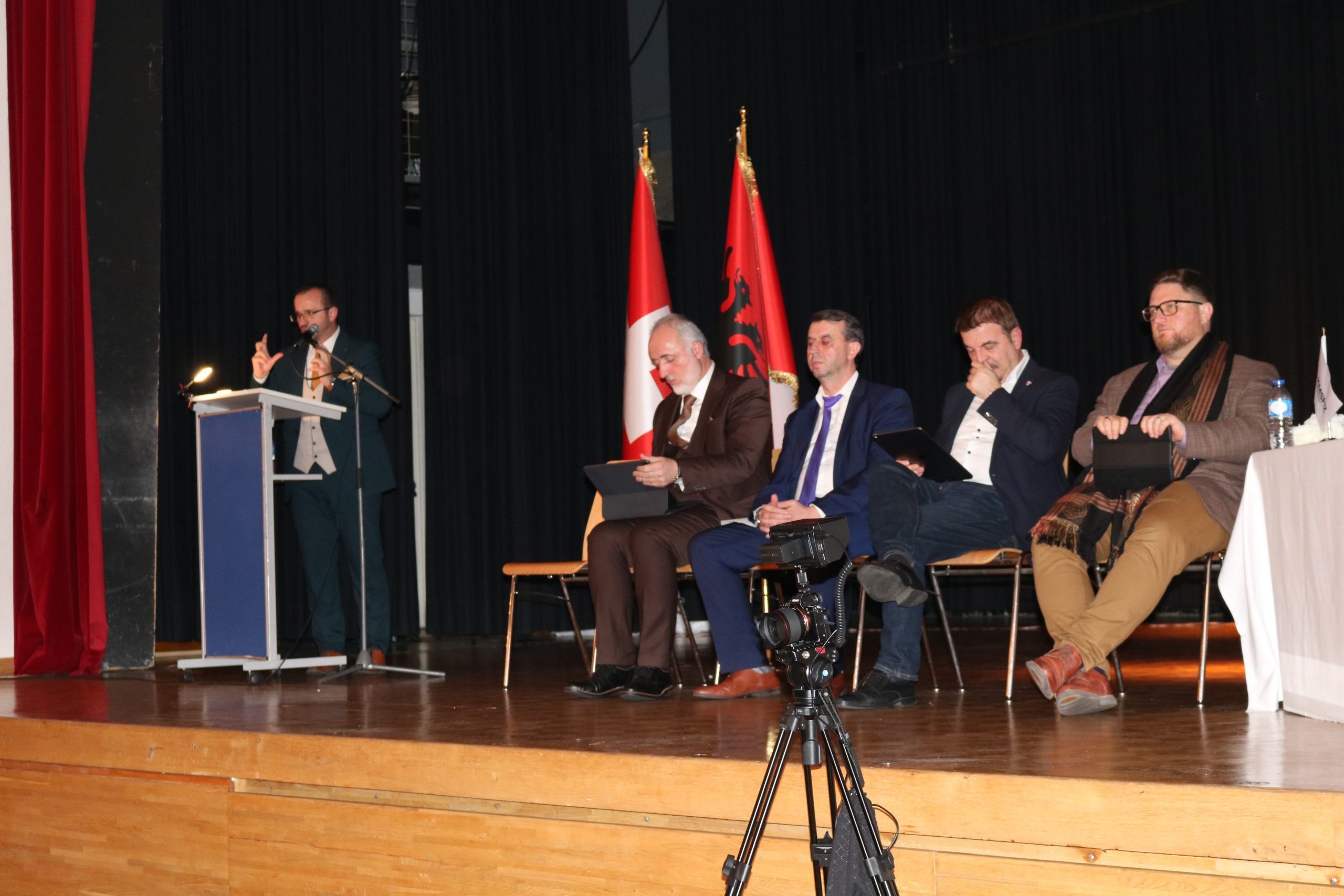 Kontributi kombëtar  fetar dhe integrues i xhamive shqiptare në mërgatë  në fokus të një simpoziumi