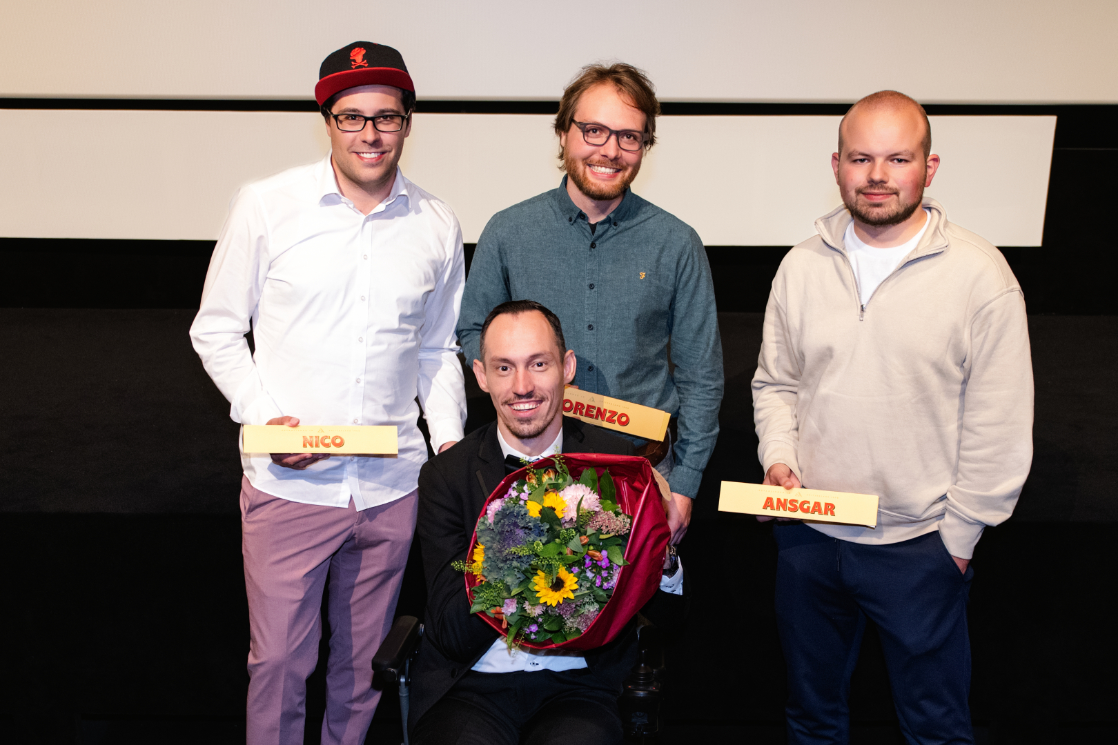  Voice of My People    Një vepër e përbashkët për të rrëfyer një jetë të vërtetë