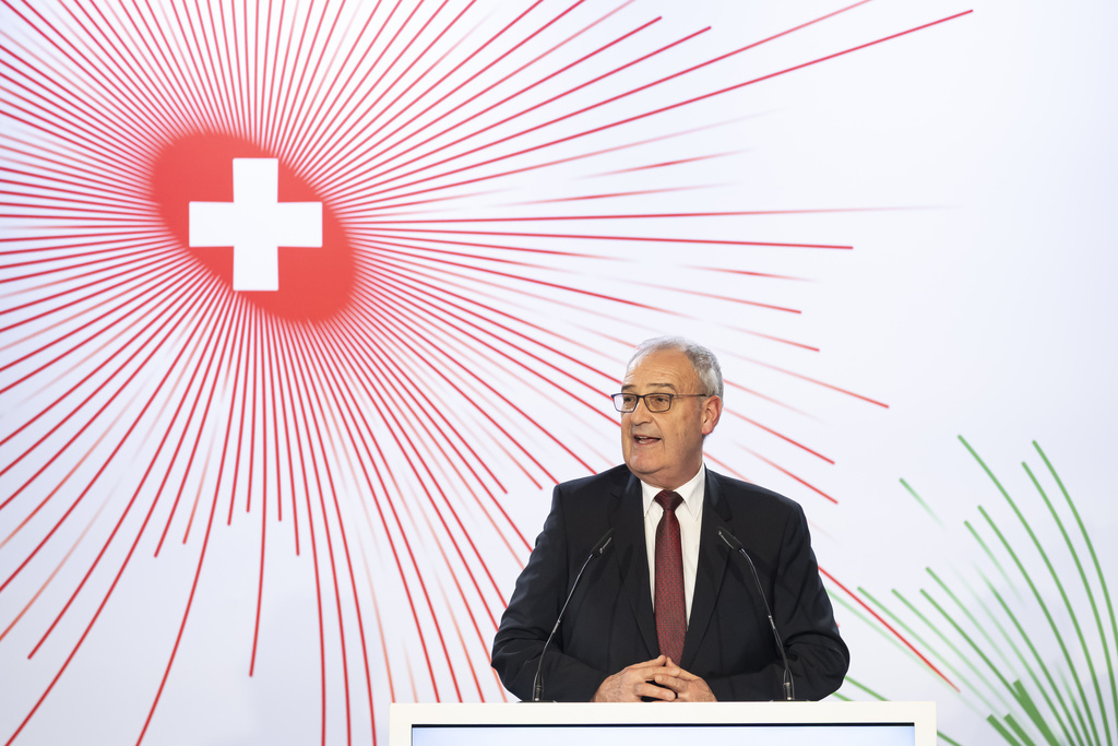 Këshilli Federal dëshiron shërbim civil të jashtëzakonshëm, më pak tërheqës