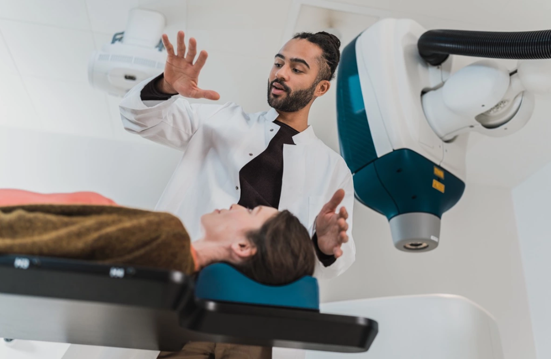 Teknologjia zvicerane që po ndryshon trajtimin e tumoreve