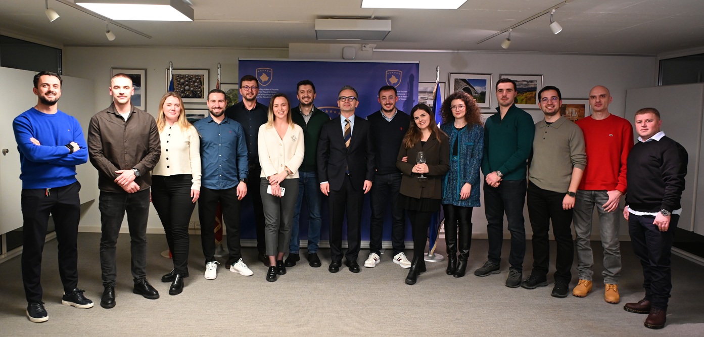 Ambasada e Kosovës në Zvicër takim me mjekë të rinj kosovarë në Bernë