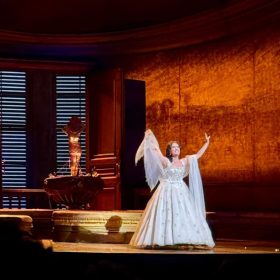 Londër: Performancë e jashtëzakonshme e Ermonela Jahos në “La Traviata”