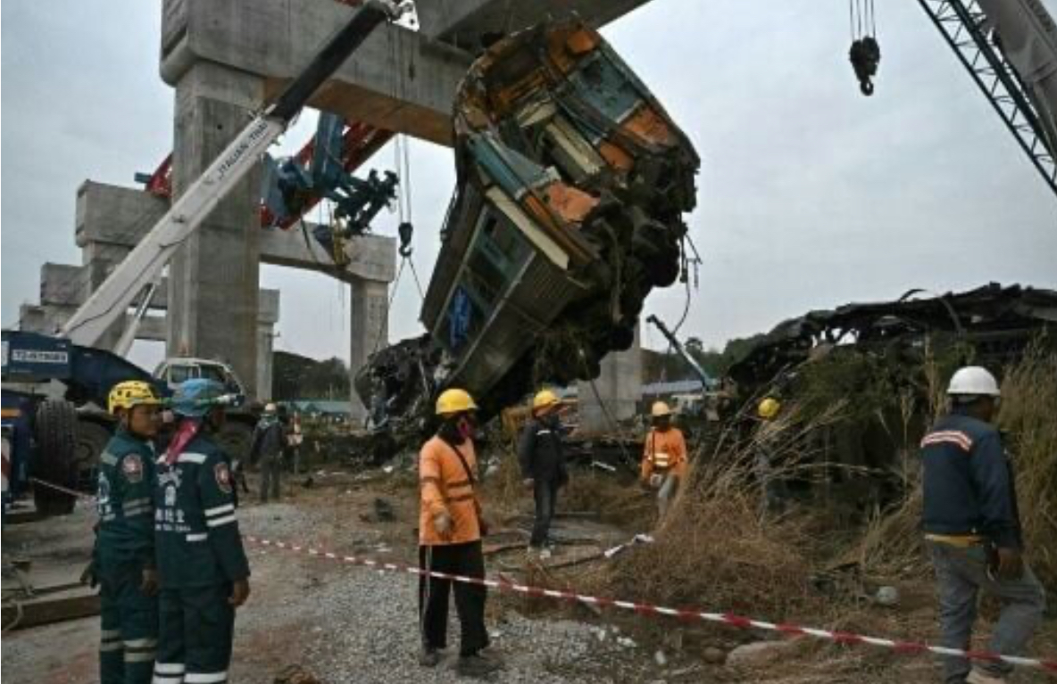 Tragjedi hekurudhore në këtë shtet  arrin në 32 numri i viktimave