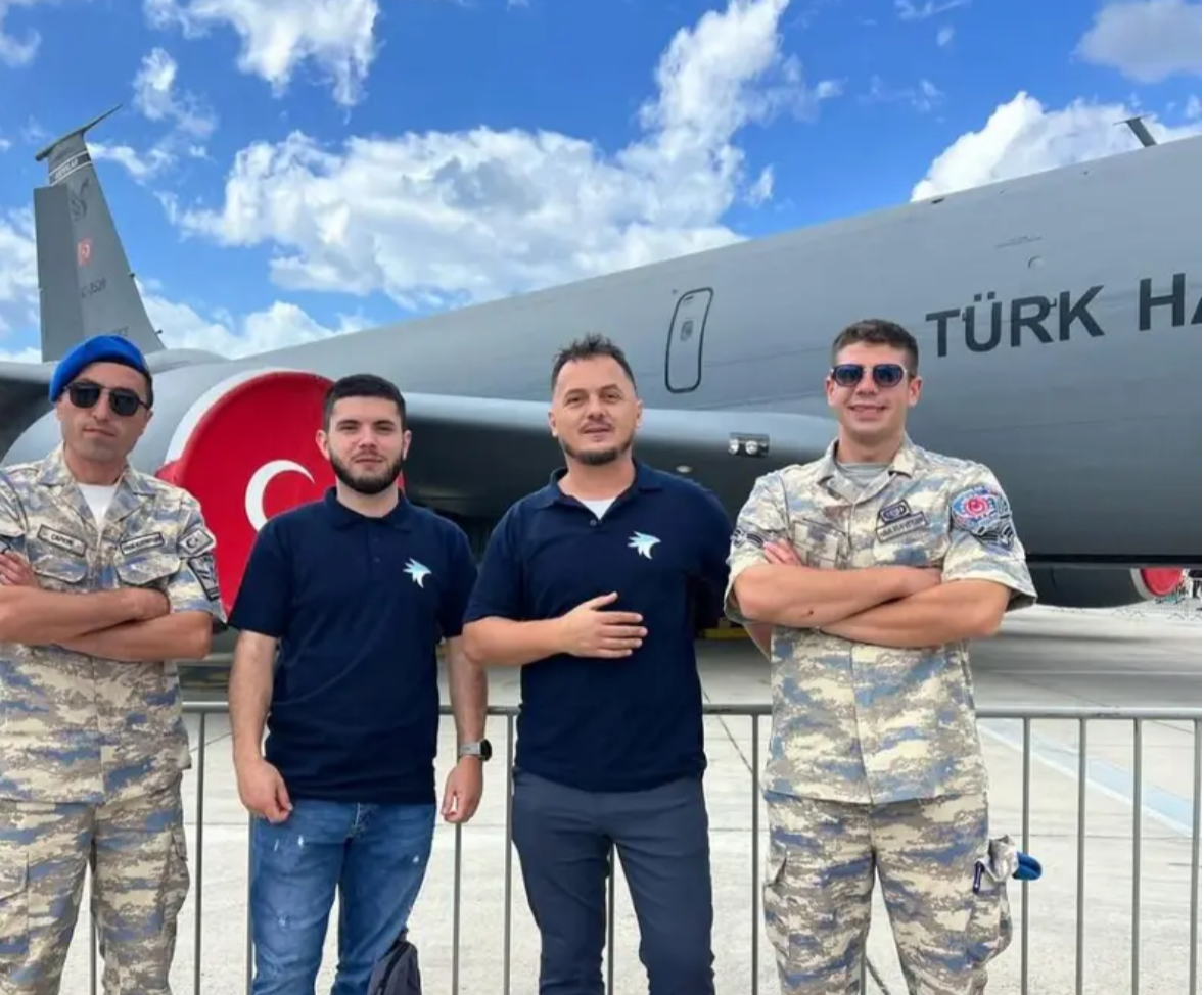 Gjeniu nga Kosova që ndërton avionë dhe dronë nga materiale të riciklueshme