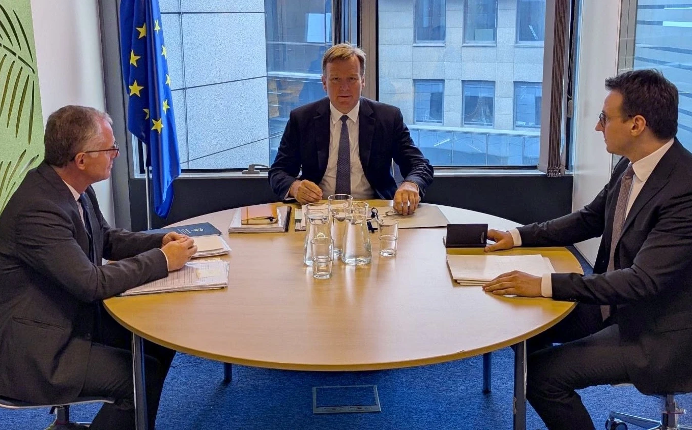 Kosova dhe Serbia takohen sot në Bruksel për dialogun e ndërmjetësuar nga BE
