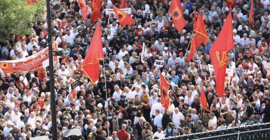 OVL e UÇK së po shqyrton protestë për 17 shkurt  në shenjë kundërshtimi ndaj Gjykatës Speciale