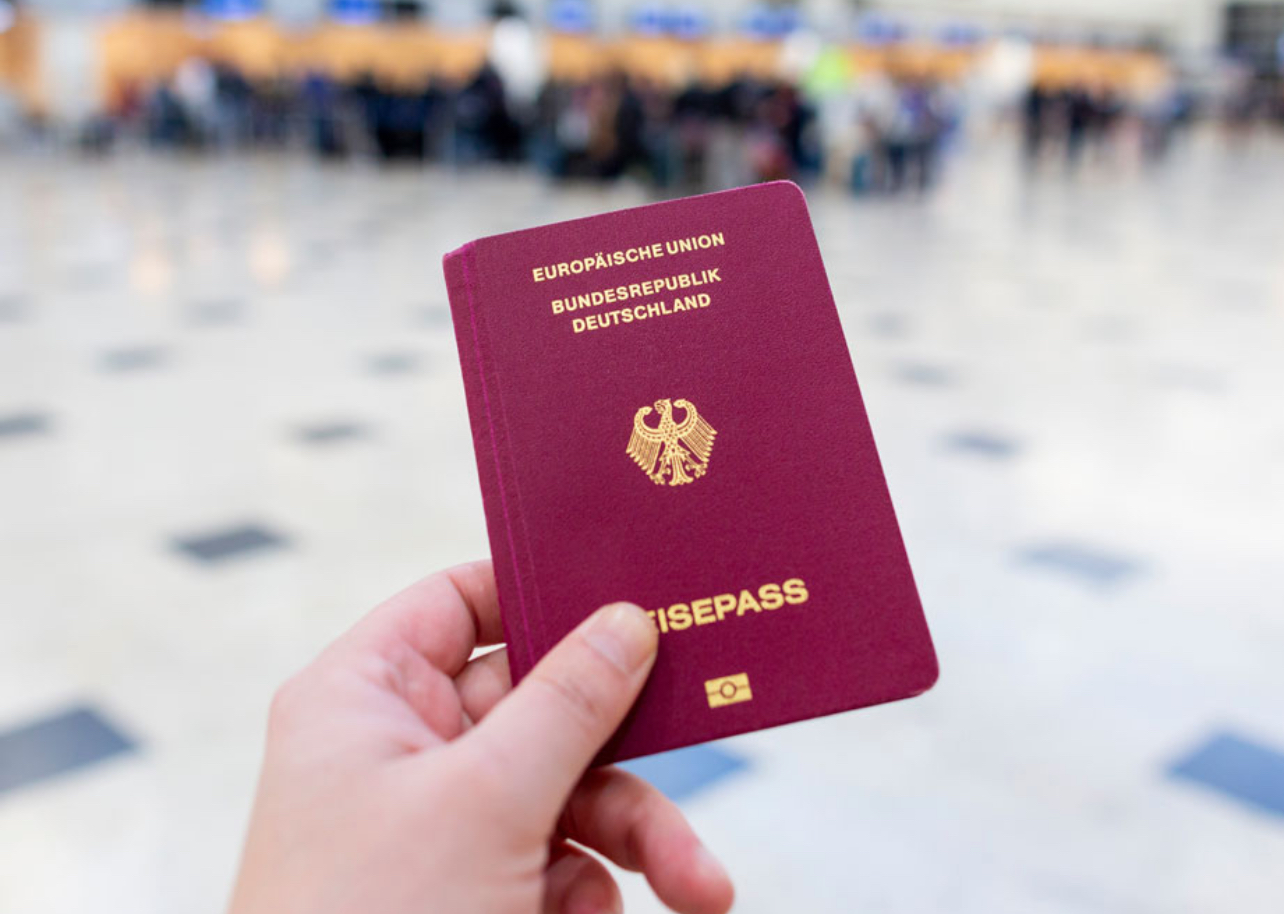 Pse në Gjermani po vazhdojnë mashtrimet për testet e gjuhës dhe shtetësisë 