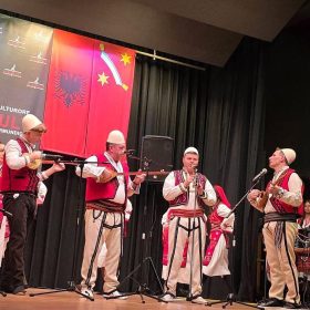 AlbaKult shënon 18-vjetorin e Pavarësisë së Kosovës me një manifestim solemn në Ostermundigen
