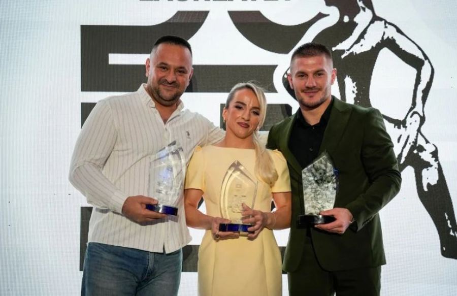Distria Krasniqi dhe Akil Gjakova shpallen sportistët e vitit 2025 nga KOK u